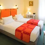 Hotel Logis Restaurant Les Cedres Joyeuse