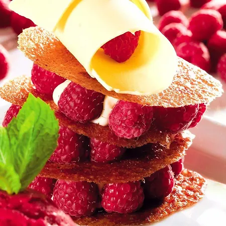 Logis Restaurant Les Cedres Szálloda Joyeuse