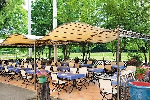 Logis Restaurant Les Cedres Joyeuse